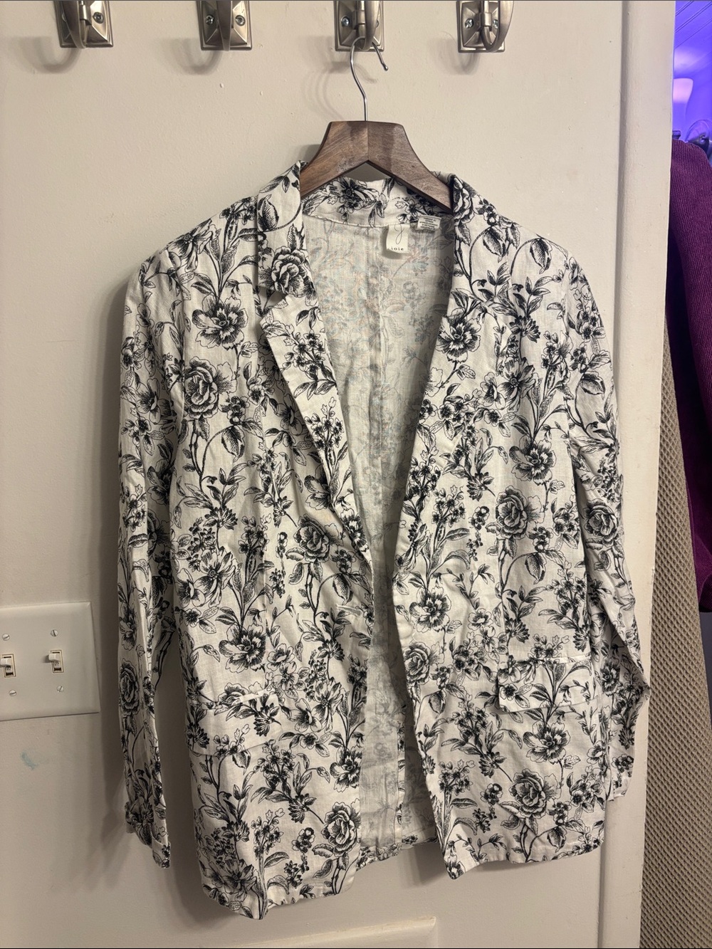 Joie Black & White Floral Open-Front Blazer